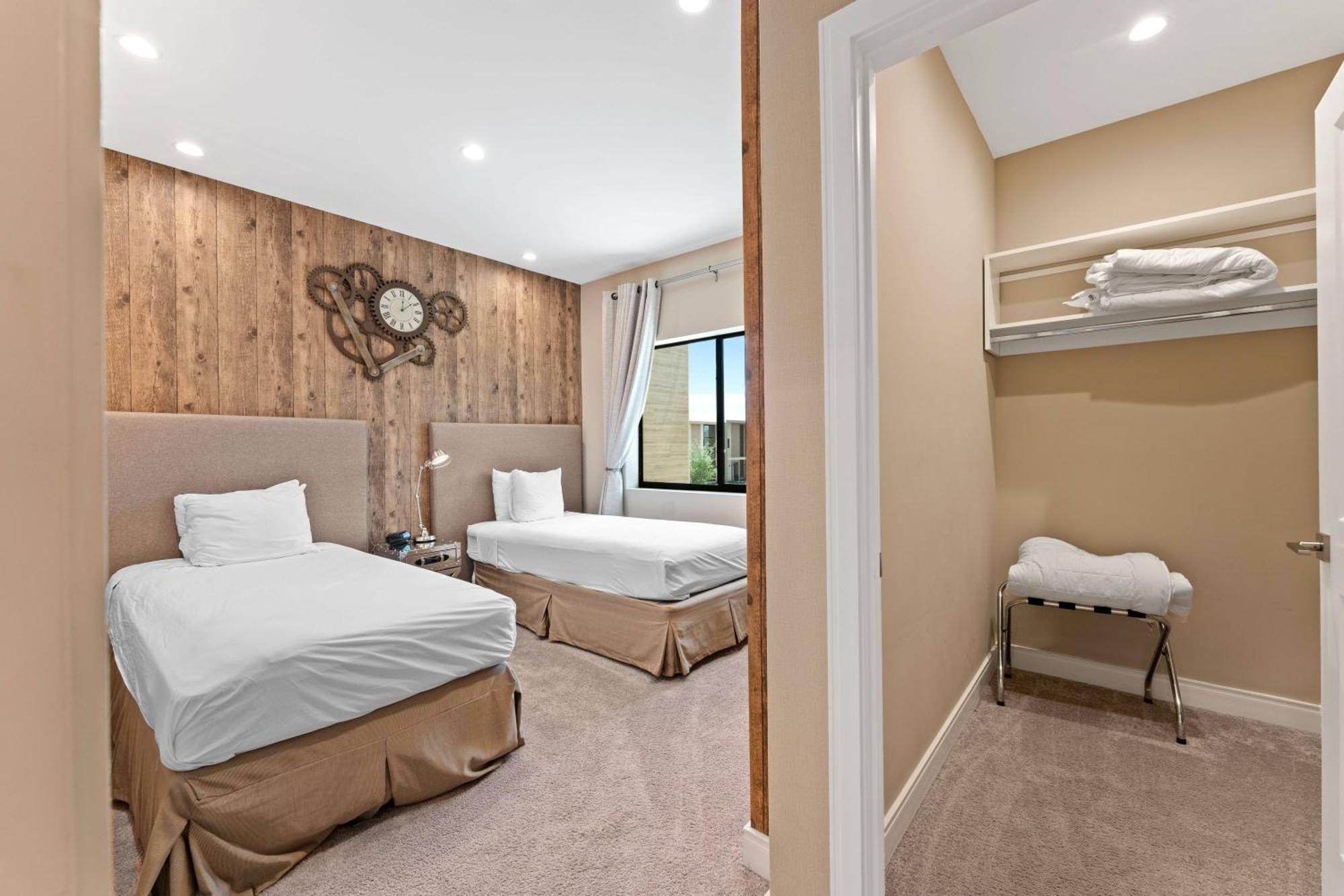 7564 Magic Village 3 Suites Jacuzzi Bbq 8 Min Disney Orlando Esterno foto